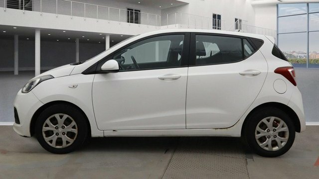 Hyundai I10 Se Hatchback YM14UBK White #5