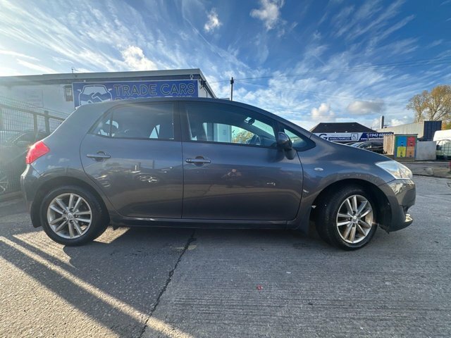 Toyota Auris Vvt-i Tr Hatchback SK58ZCU Grey #3