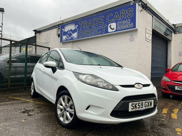 Ford Fiesta Style Hatchback SK59GXW White #3