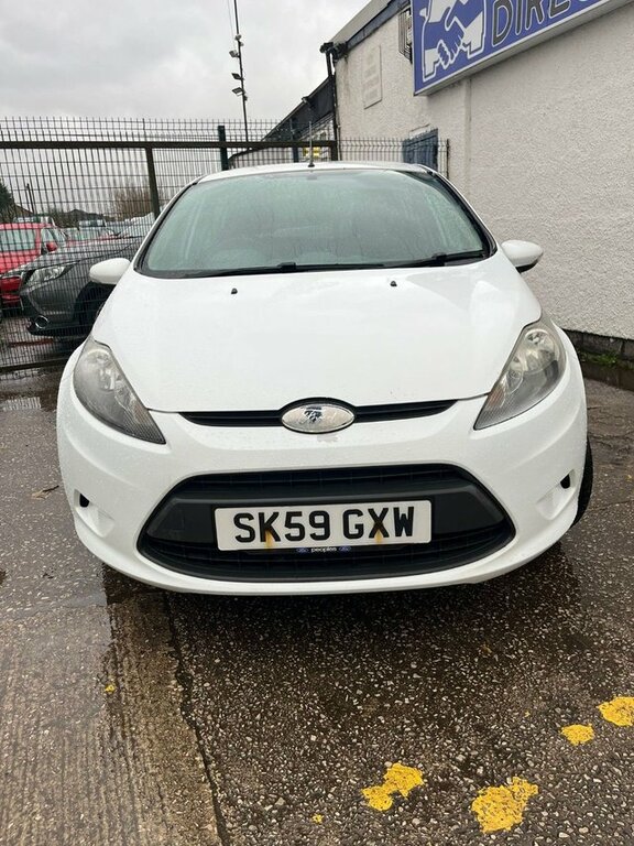 Ford Fiesta Style Hatchback White
