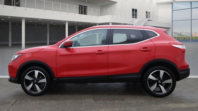 Nissan Qashqai Dig-t N-tec Suv LS65VCZ Red #5