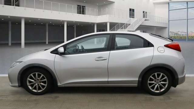 Honda Civic I-vtec Se Hatchback Silver #5