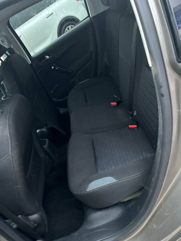 Peugeot e-208 E-vti Puretech Active Black #18
