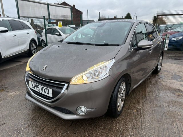 Peugeot e-208 E-vti Puretech Active Black #10