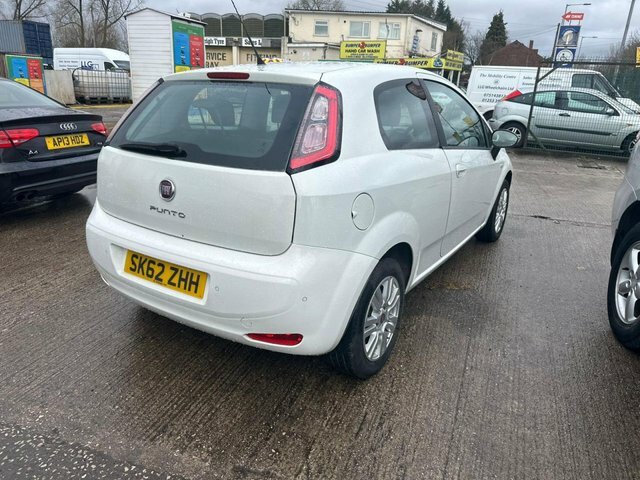 Fiat Punto Easy Hatchback White #2