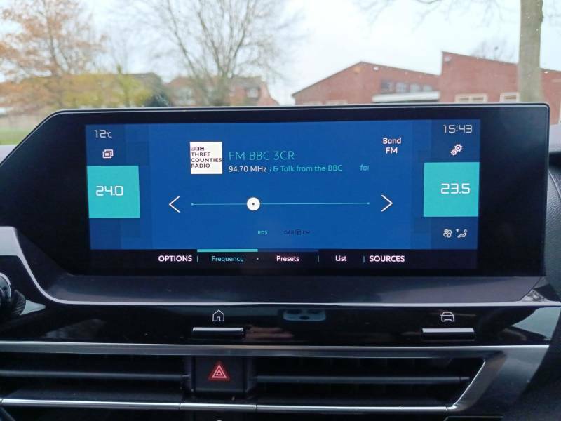 Citroen e-C4 50Kwh Shine Plus Hatchback 136 CE71DVR  #4