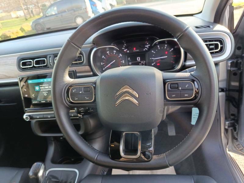 Citroen C3 1.2 Puretech Shine Plus Hatchback Manua PJ72BBV #3