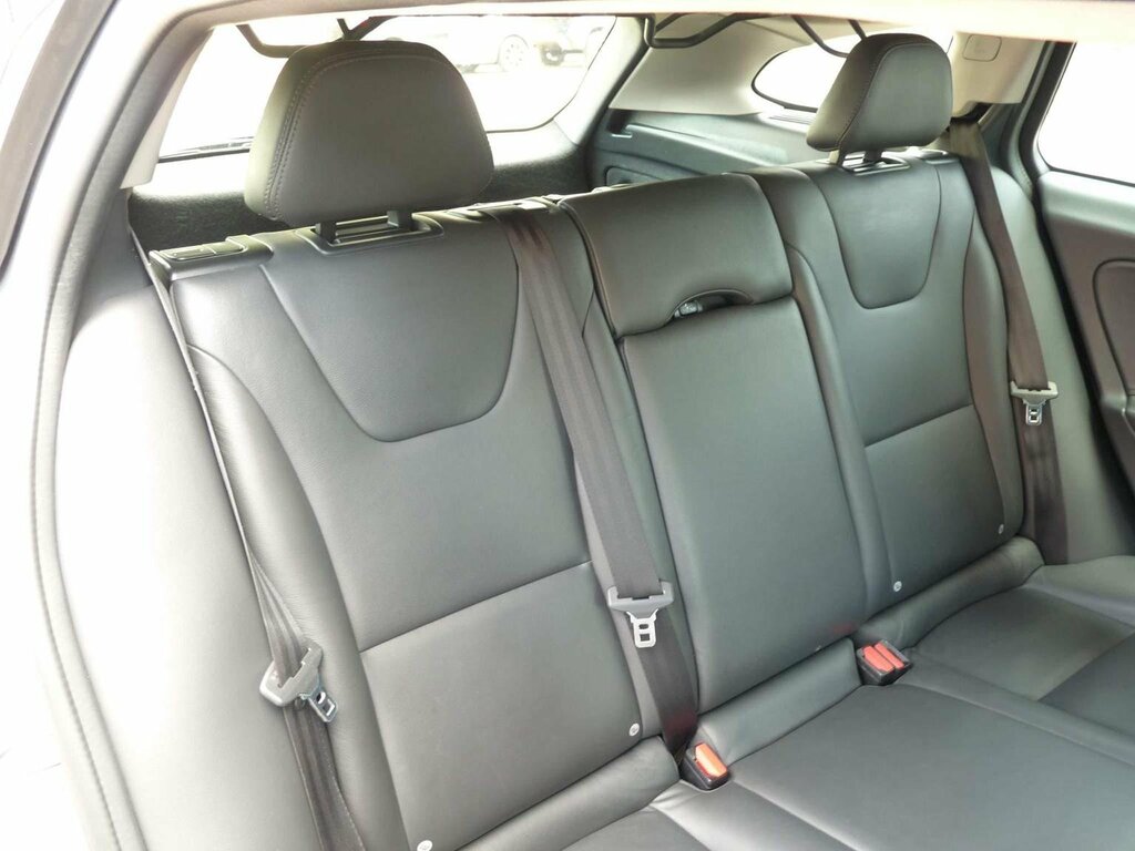 Volvo V60 Estate 2.4 D5 Twin Engine Se Nav Awd Euro 6 Grey #5