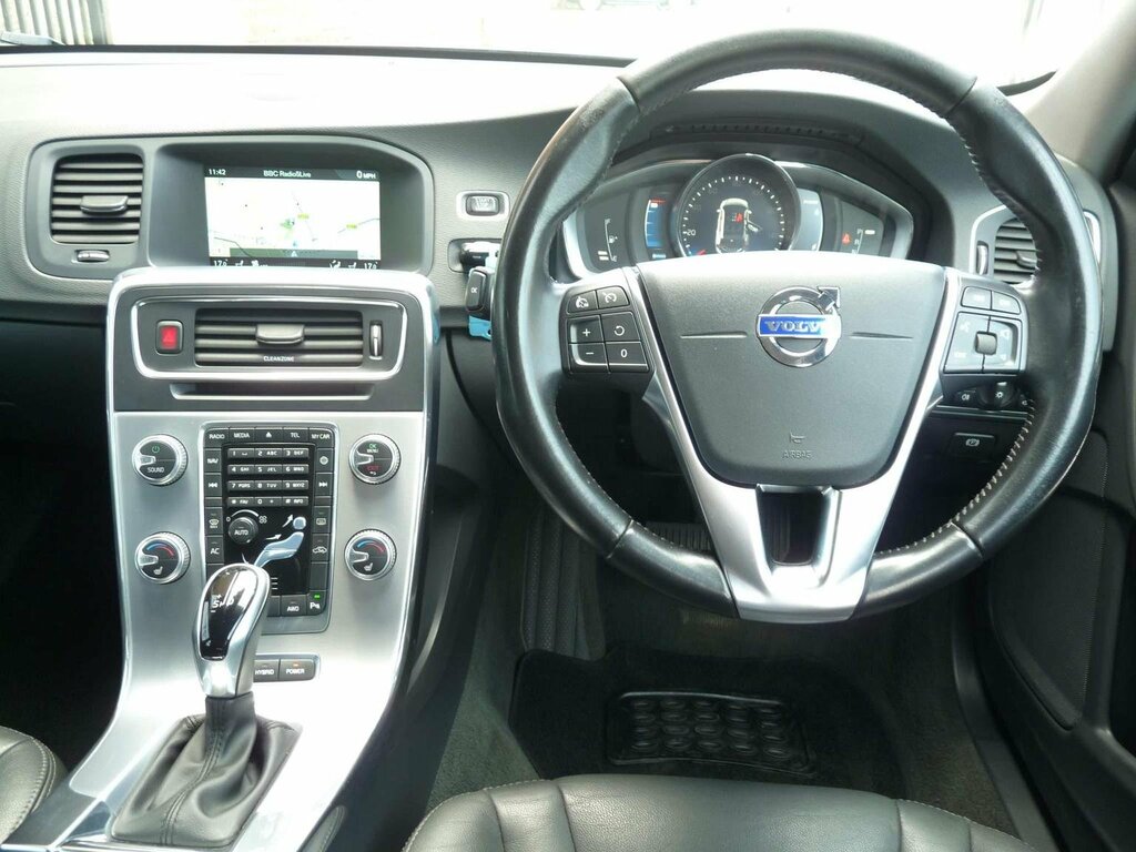 Volvo V60 Estate 2.4 D5 Twin Engine Se Nav Awd Euro 6 Grey #6