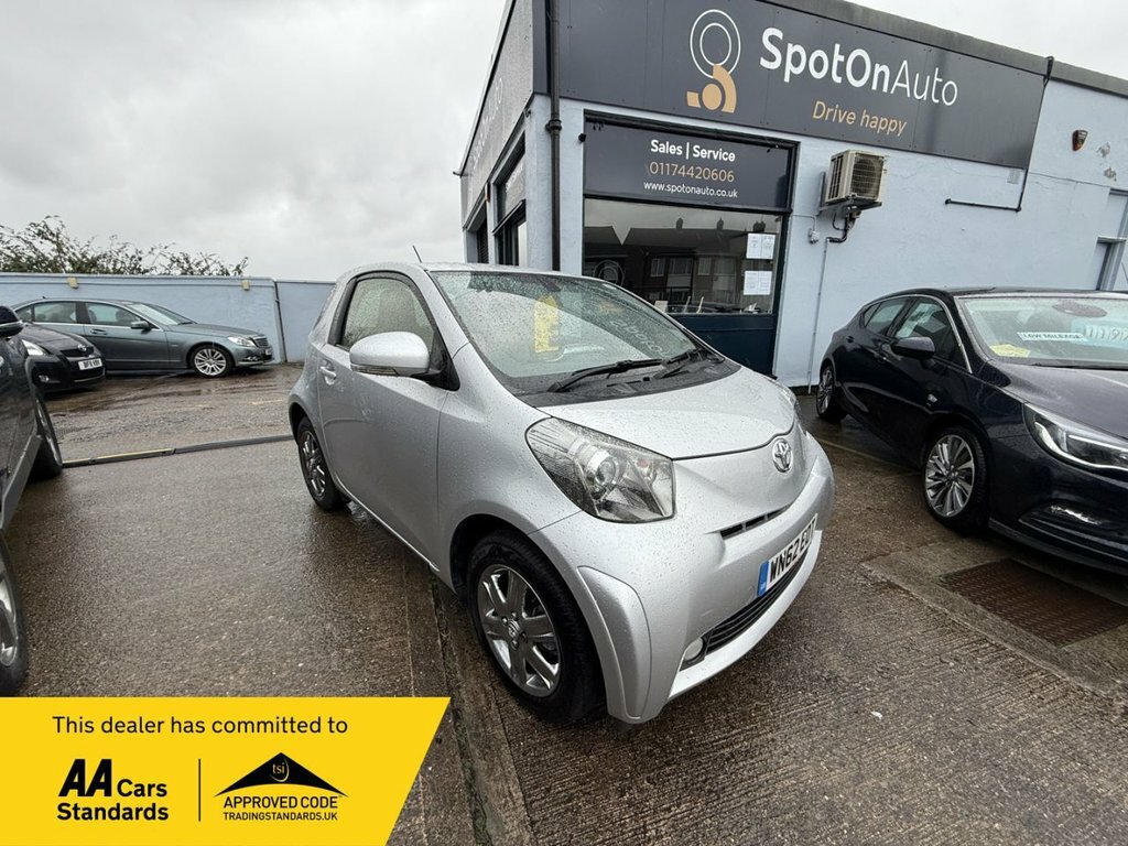 Toyota IQ Vvt-i 2 Hatchback Silver
