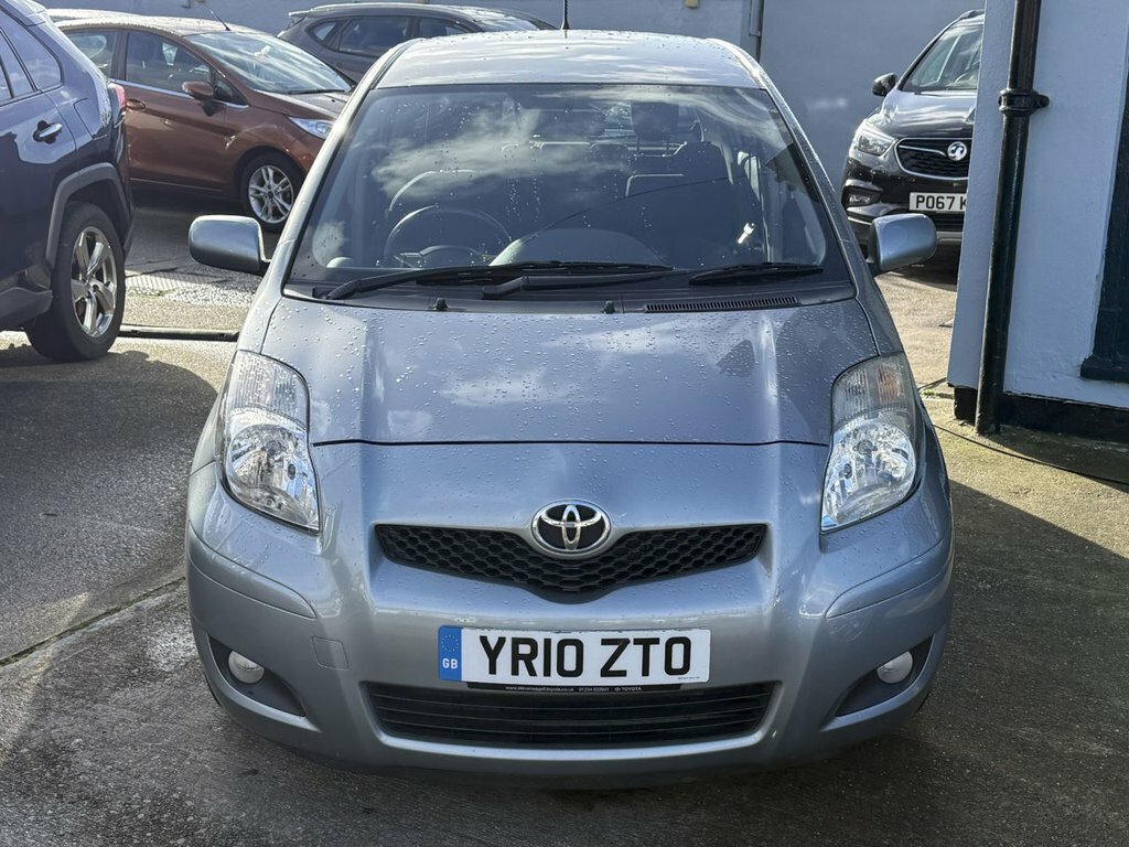 Toyota Yaris Dual Vvt-i Tr Hatchback Silver #6