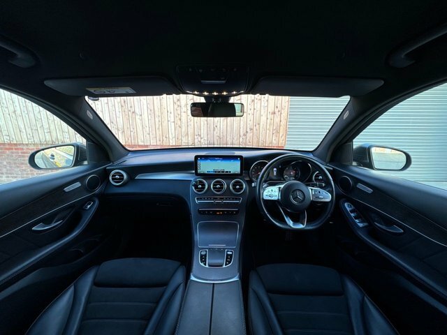 Mercedes-Benz GLC Class 2019 2.0 Glc220d Amg Line Suv G-tronic WN69NJE Grey #3