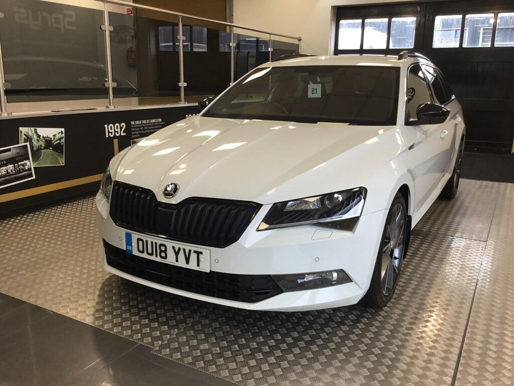 Skoda Superb Estate 2.0 Tsi Sportline Dsg Euro 6 Ss 201 White #4