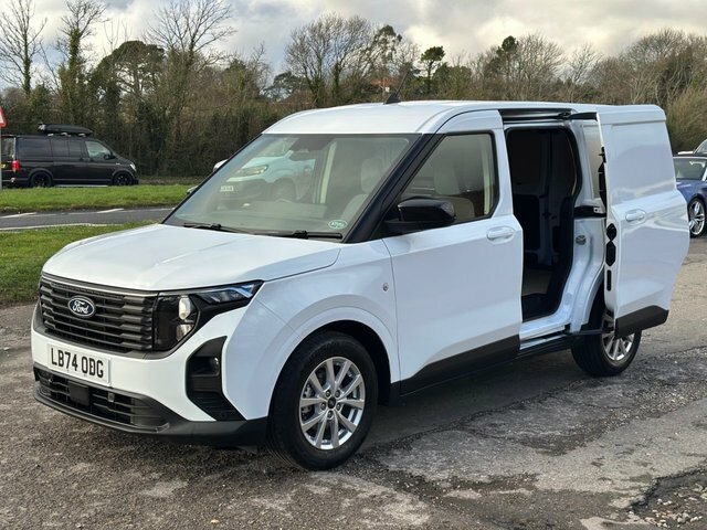 Ford Transit Courier 1.0 Ecoboost Limited Panel Van S White #4