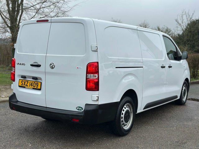 Vauxhall Vivaro Turbo D 2900 Dynamic SXZ1409 White #5