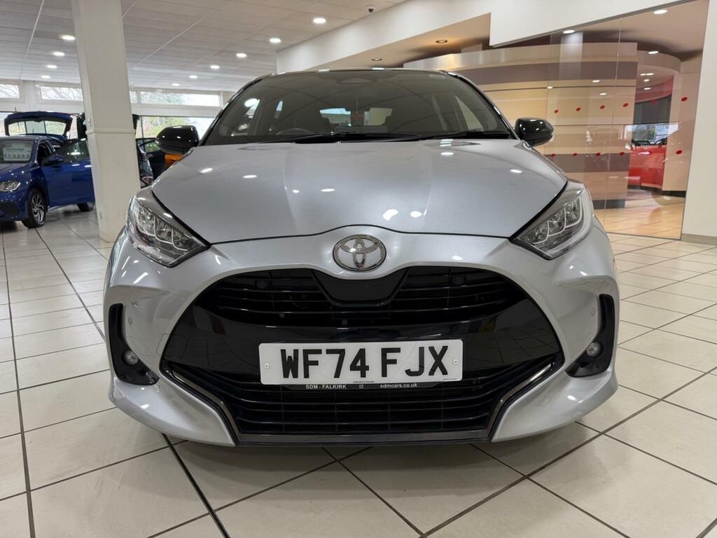 Toyota Yaris 1.5 Vvt-h Premiere Edition Hatchback Hy WF74FJX Silver #2