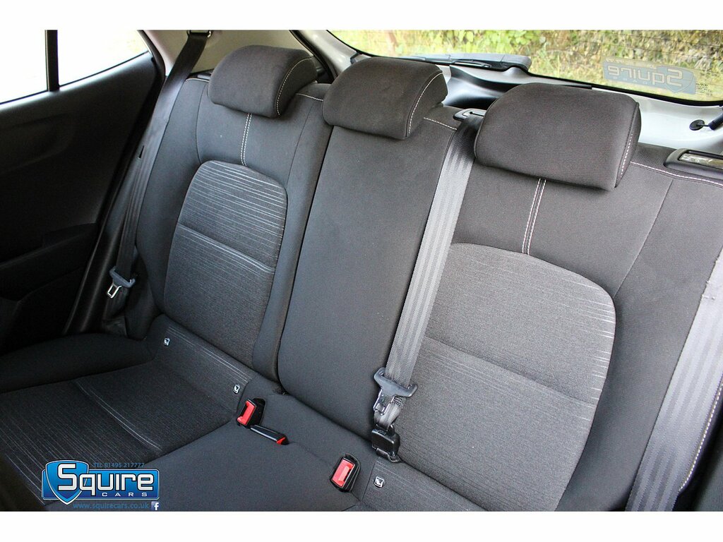 Kia Picanto 1 U1124 Ulez CV68PUJ White #6