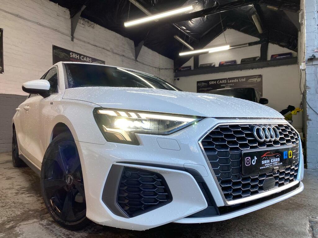 Audi A3 Hatchback 1.5 Tfsi 35 S Line Sportback S Tronic Eu DG70CFJ White #2