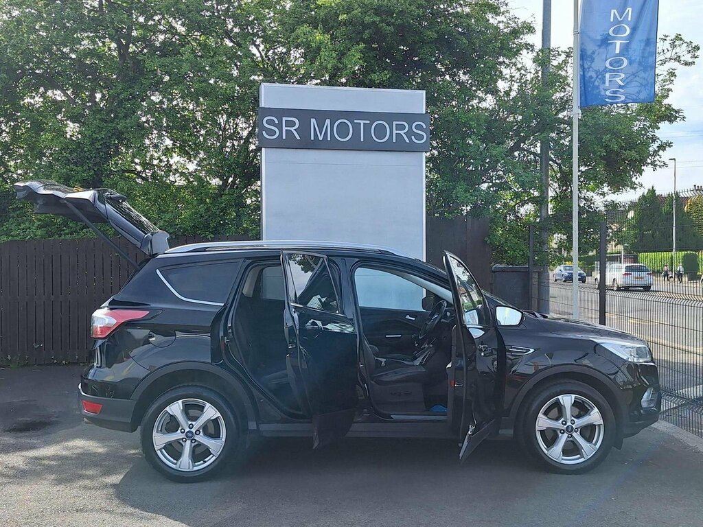 Ford Kuga Suv 2.0 Tdci Titanium X 2Wd Euro 6 Ss 2017 RF67WXT Black #5