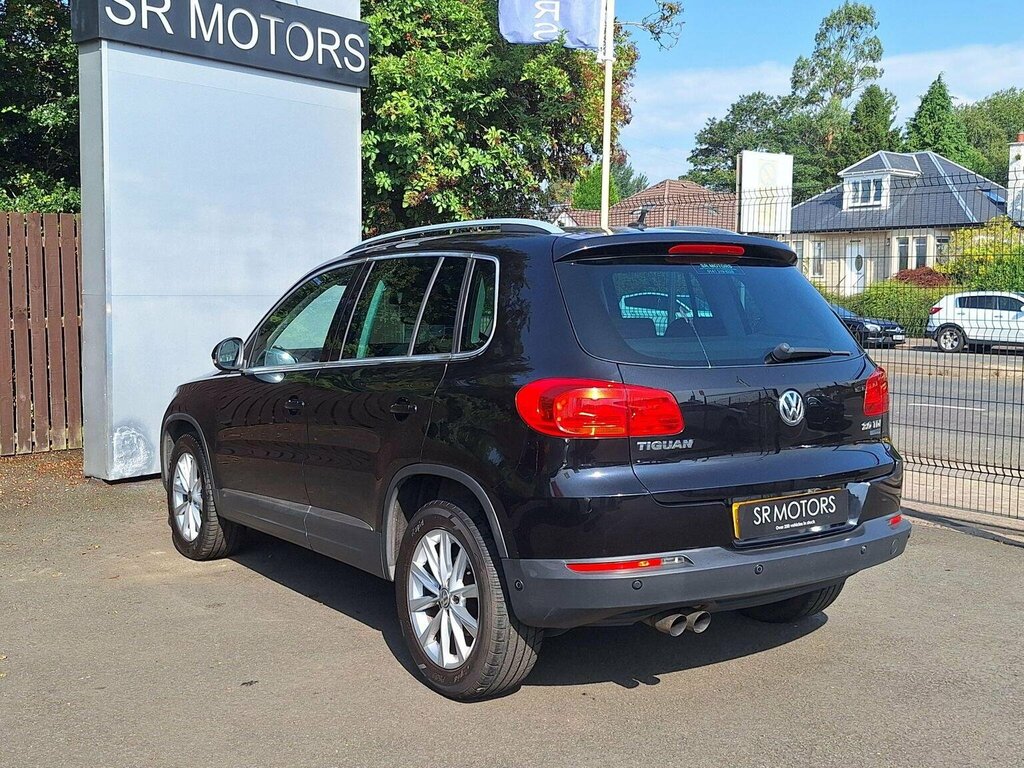 Volkswagen Tiguan Suv 2.0 Tdi Bluemotion Tech Se 2Wd Euro 5 Ss DA13KLE Black #4