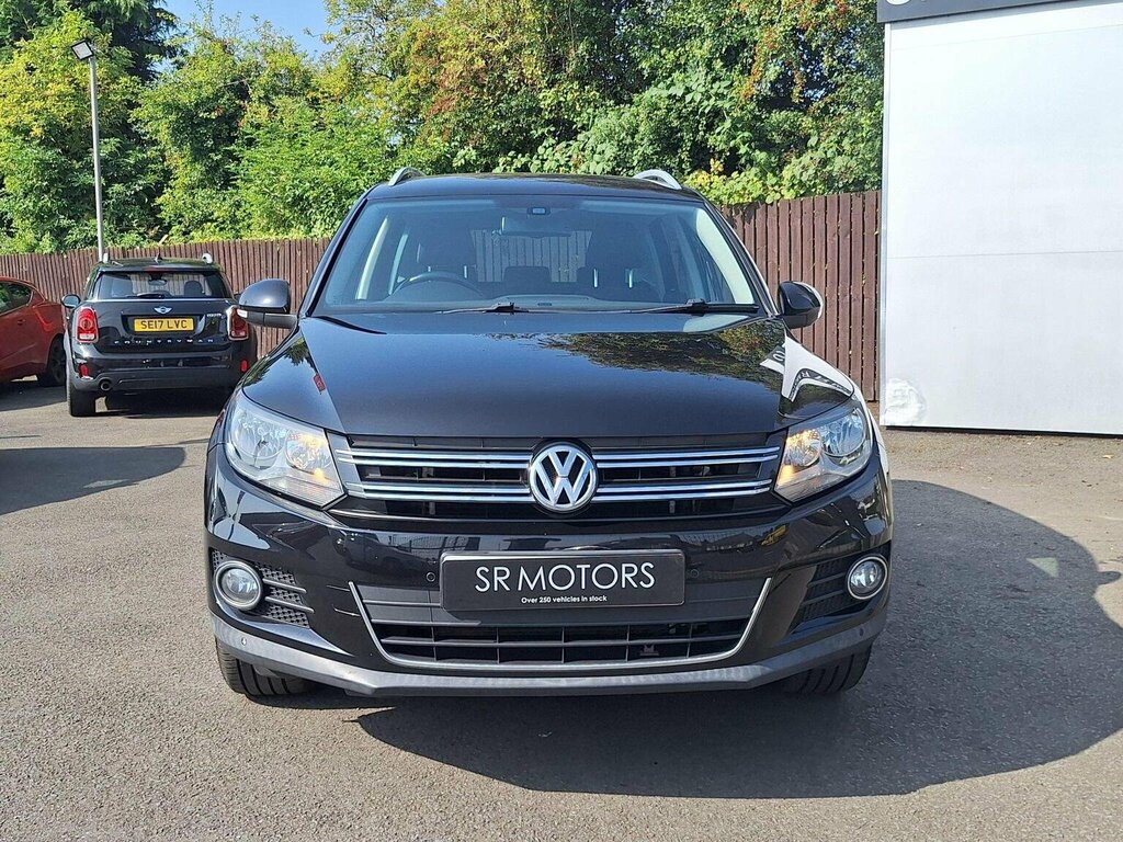 Volkswagen Tiguan Suv 2.0 Tdi Bluemotion Tech Se 2Wd Euro 5 Ss DA13KLE Black #2