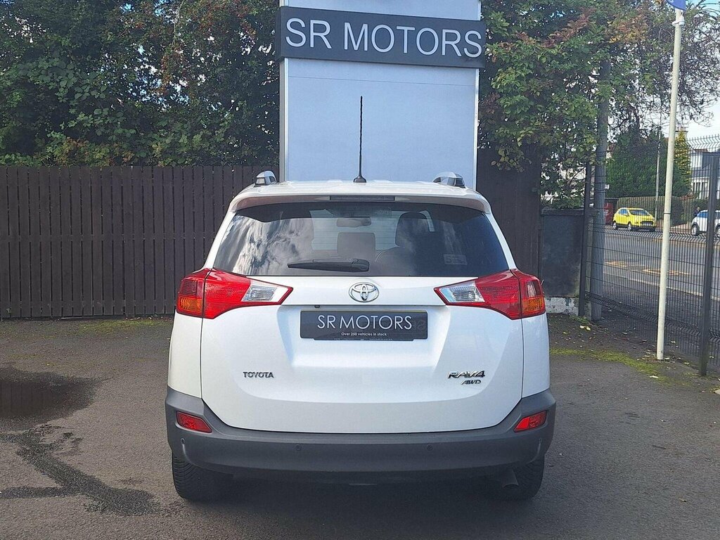 Toyota Rav 4 Suv 2.2 D-4d Invincible 4Wd Euro 5 201313 SL13HKP White #4