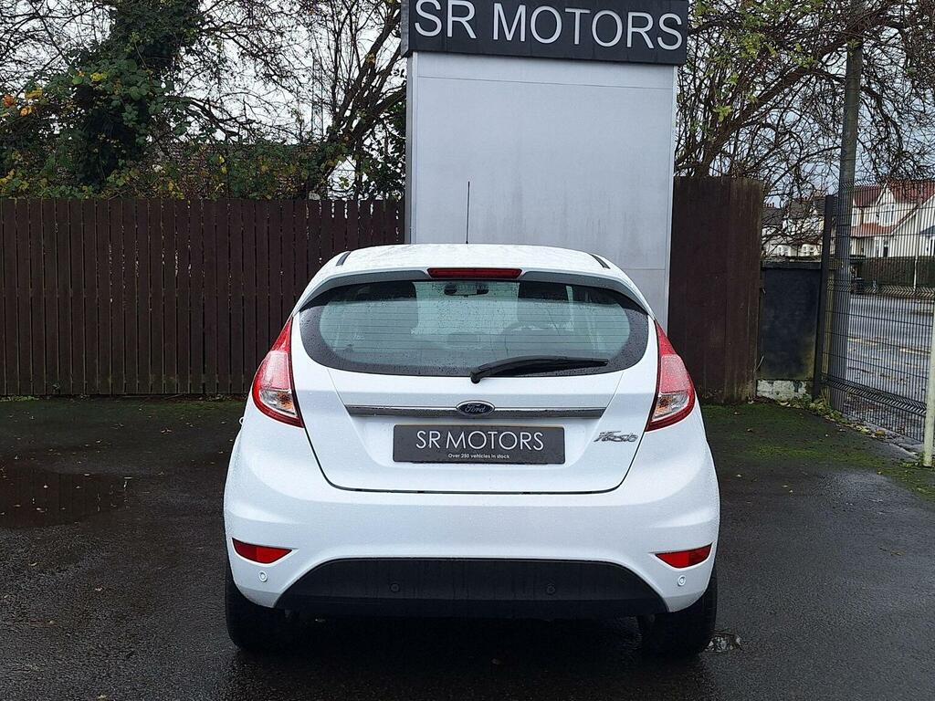 Ford Fiesta Hatchback 1.6 Zetec Powershift Euro 5 201363 White #5