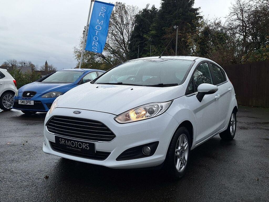 Ford Fiesta Hatchback 1.6 Zetec Powershift Euro 5 201363 White #3