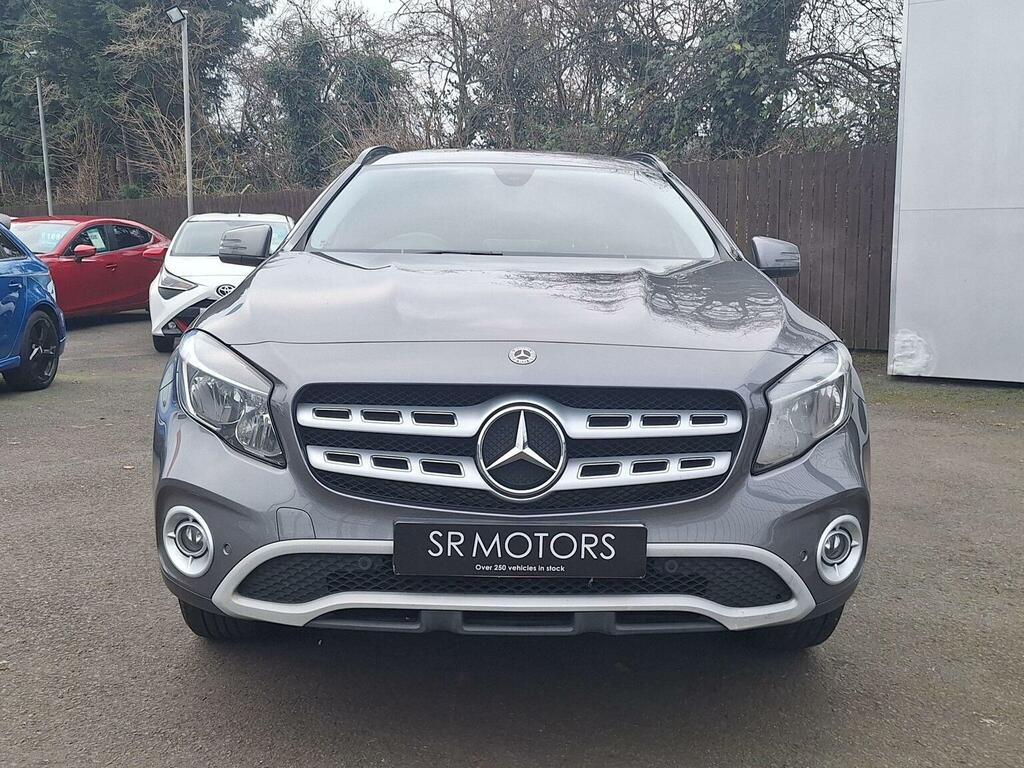 Mercedes-Benz GLA Class Suv 1.6 Gla200 Se Executive Euro 6 Ss 20 SP68YYN Grey #2