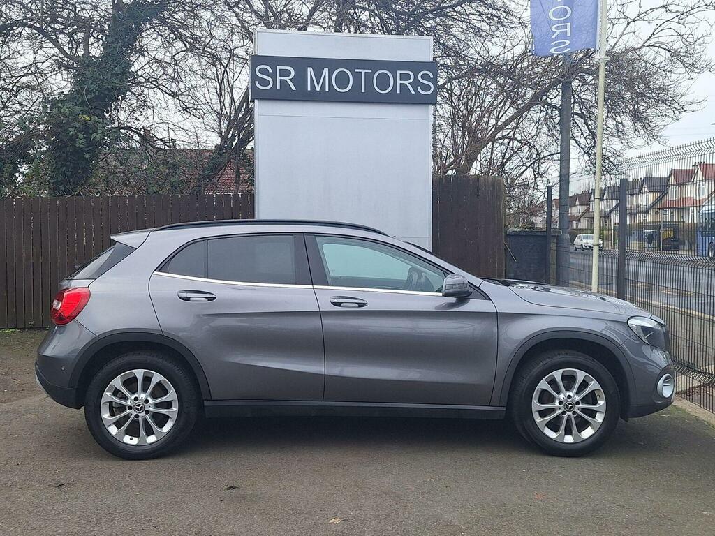 Mercedes-Benz GLA Class Suv 1.6 Gla200 Se Executive Euro 6 Ss 20 SP68YYN Grey #6