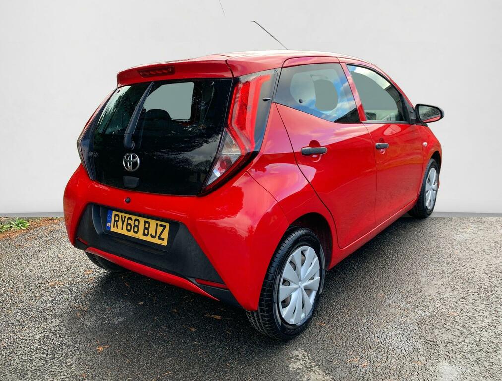 Toyota Aygo 1.0 Vvt-i X Euro 6 RY68BJZ #6