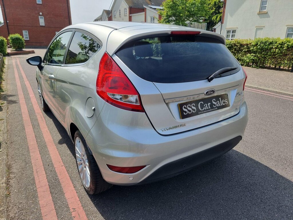 Ford Fiesta 1.4 Titanium LC62ONN Silver #6