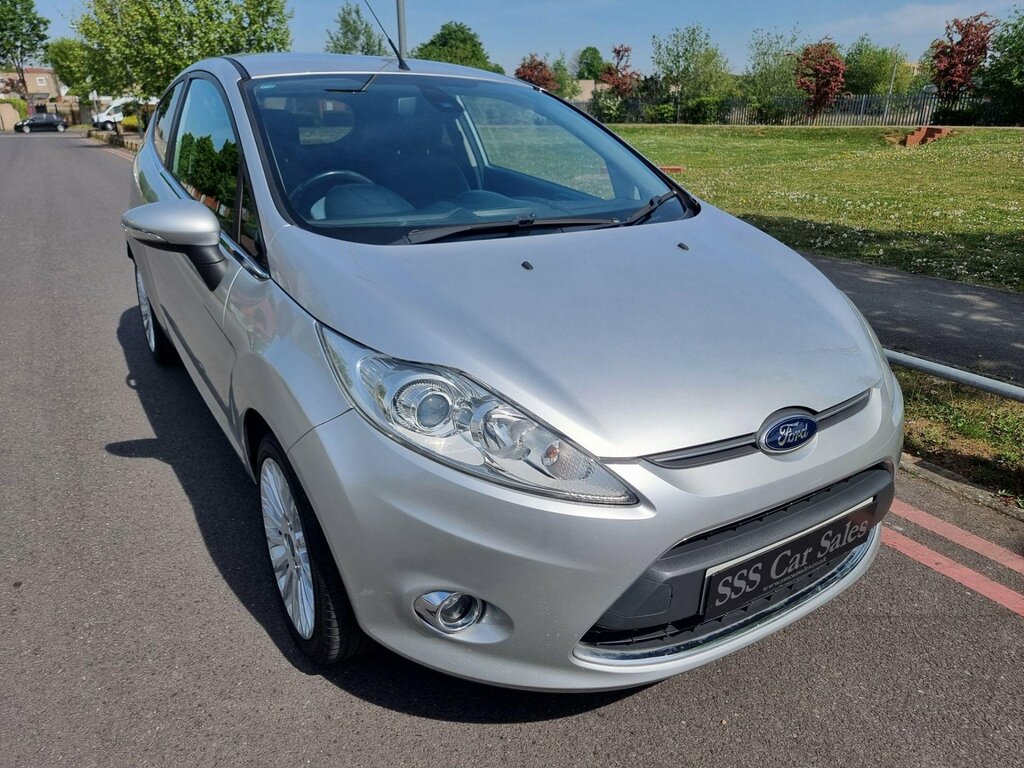 Ford Fiesta 1.4 Titanium LC62ONN Silver #2