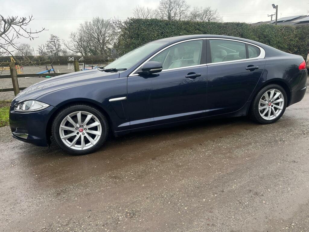 Jaguar XF 3.0D V6 Premium Luxury Euro 5 Ss 2014 YR14YTY Blue #4