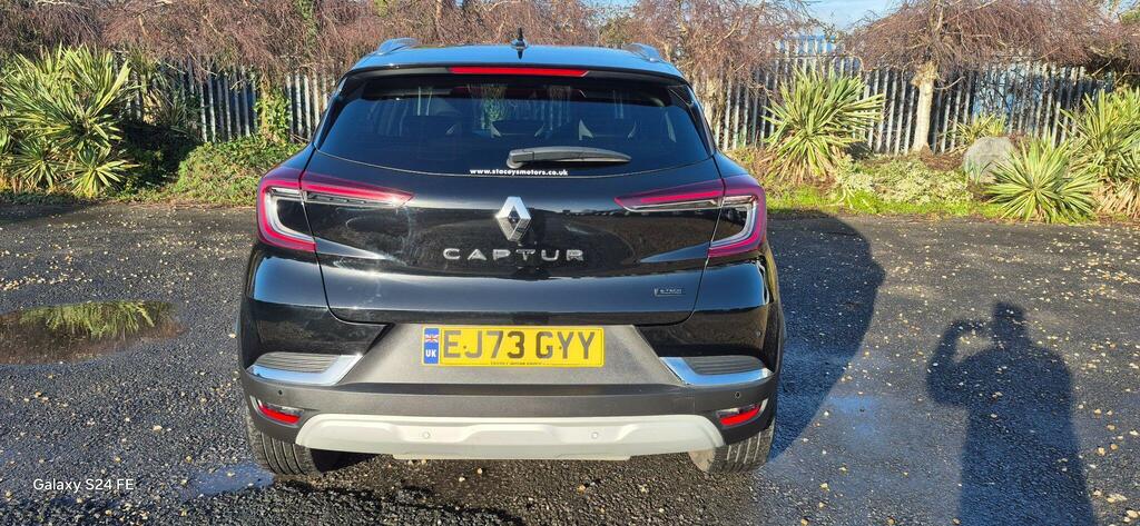 Renault Captur 1.6 E-tech 9.8Kwh Techno Euro 6 Ss EJ73GYY Black #4