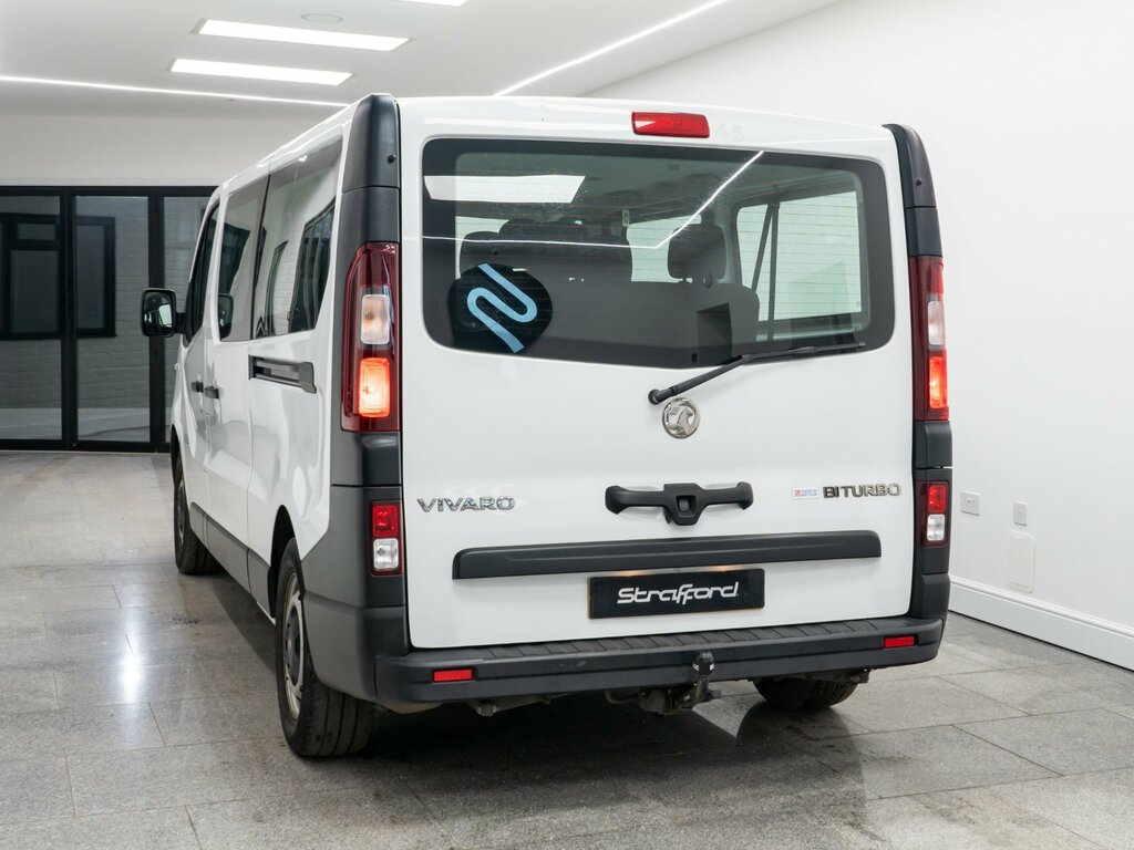 Vauxhall Vivaro L2h1 2900 Combi Cdti Biturbo Ss DA17LSY White #4