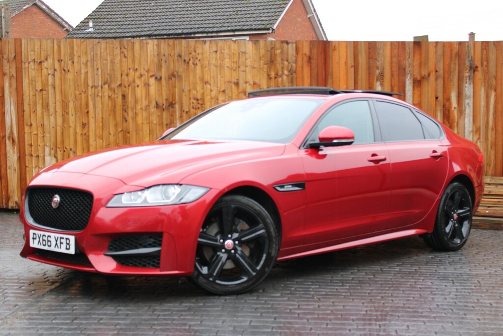 Jaguar XF 2.0 D R-sport 2016 Red