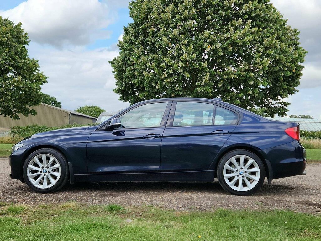 BMW 3 Series 2.0 320I Modern Euro 6 Ss 201313 GJ13UYF Blue #6