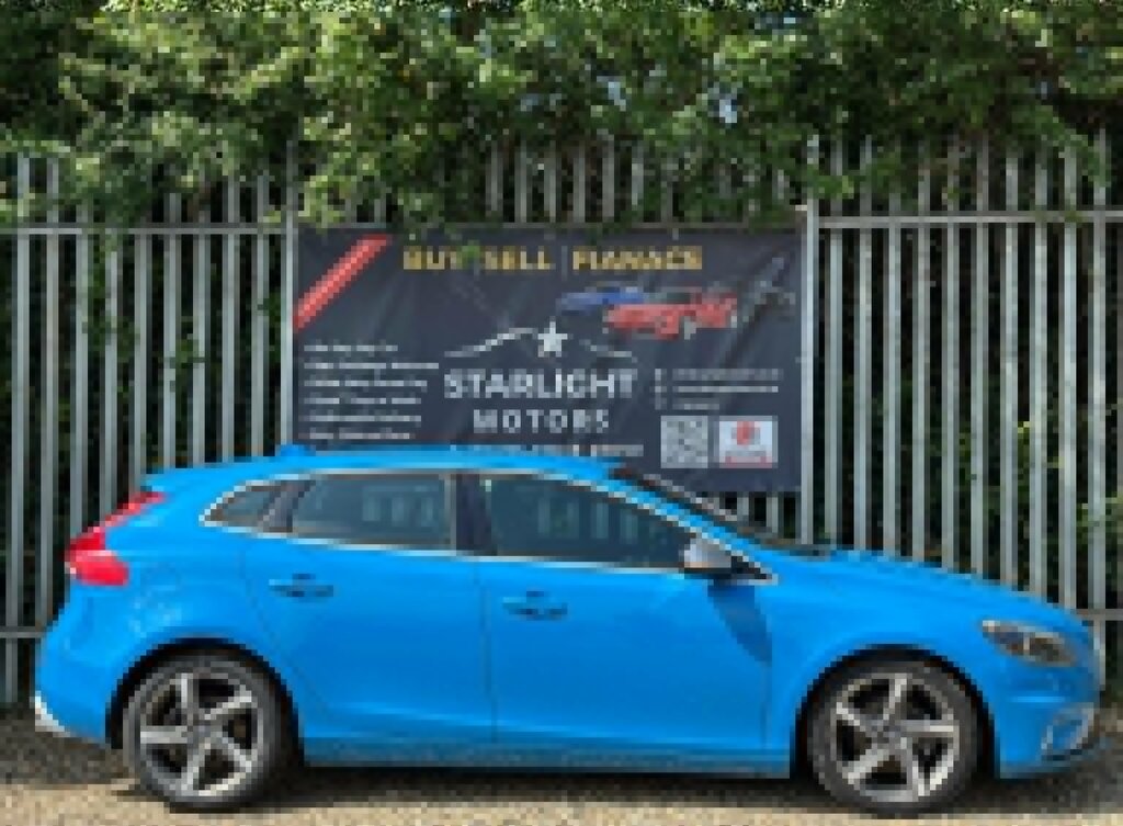 Volvo V40 1.6 D2 R-design Lux Euro 5 Ss YX64WFM Blue #4