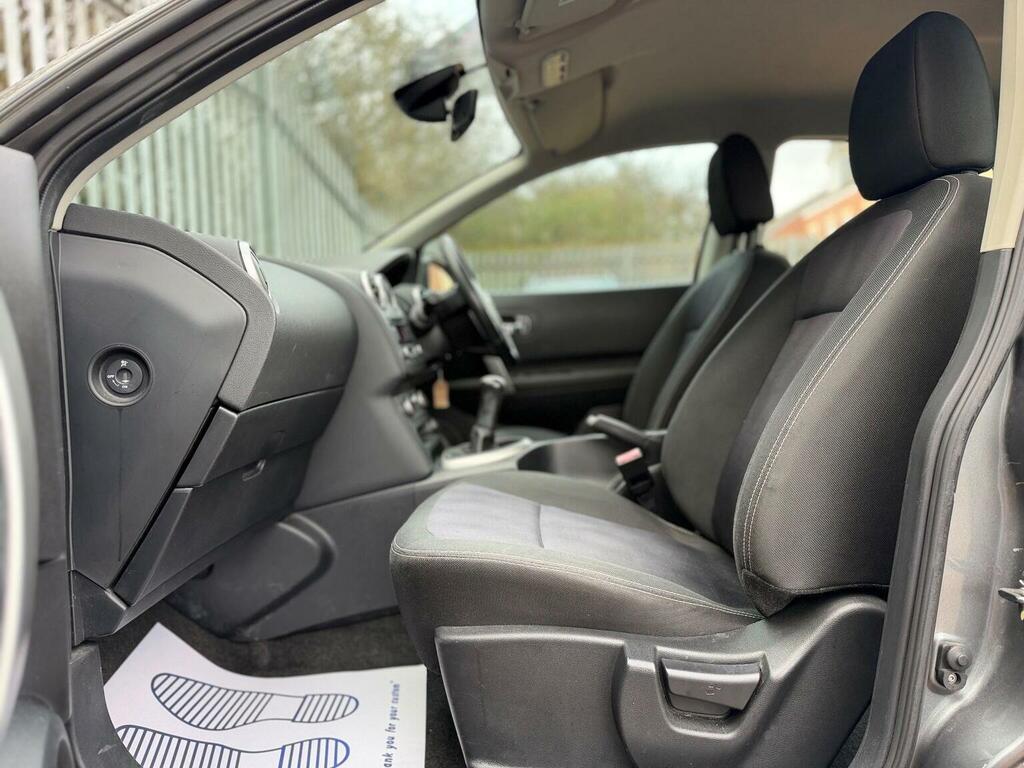 Nissan Qashqai 1.6 Acenta 2Wd Euro 5 Ss Grey #2