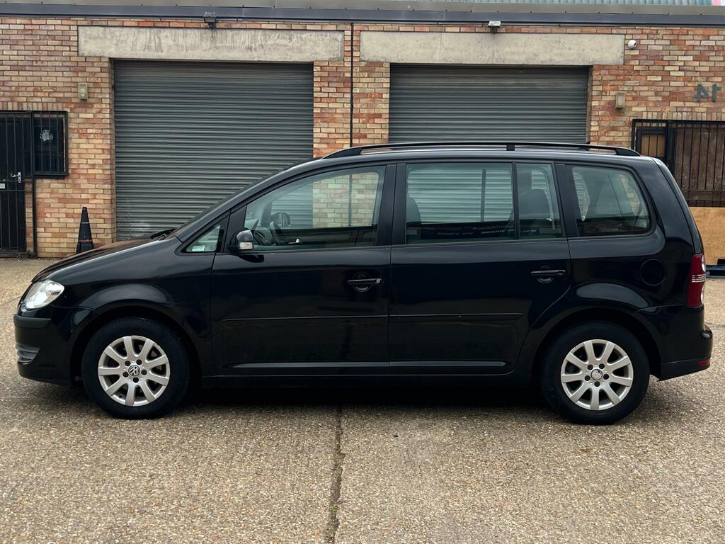 Volkswagen Touran 1.9 Tdi S 7 Seats Black #4