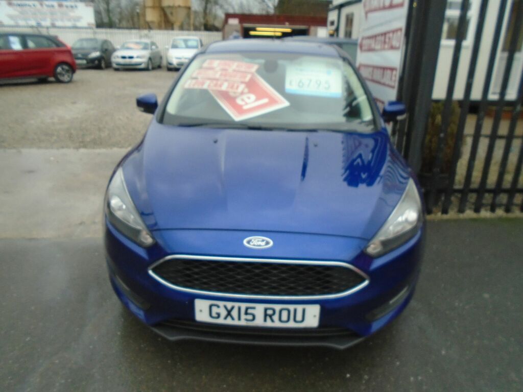 Ford Focus 1.6 Tdci Zetec Hatchback Euro 5 GX15ROU Blue #2