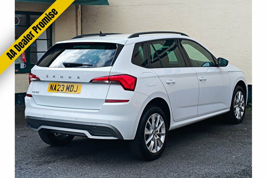 Skoda Kamiq Tsi Se Drive NA23MDJ White #5