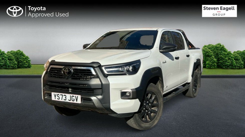 Toyota HILUX 2.8 D-4d Invincible X Pickup Double Cab YS73JGV White #3