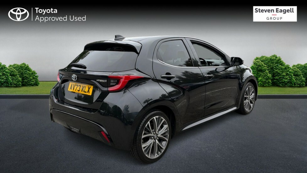 Toyota Yaris 1.5 Vvt-h Excel E-cvt Euro 6 Ss AV73KLX Black #2