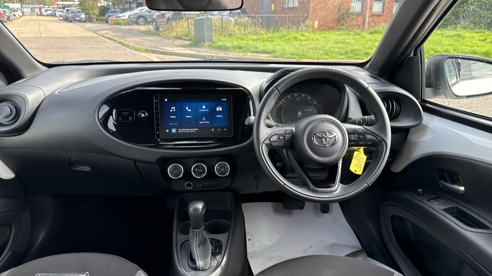 Toyota Aygo X 1.0 Vvt-i Pure X-shift Euro 6 Ss OW24HYJ White #5