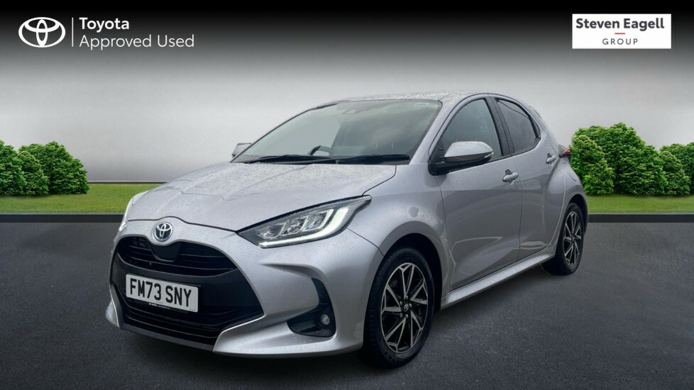 Toyota Yaris 1.5 Vvt-h Design E-cvt Euro 6 Ss FM73SNY Silver #3