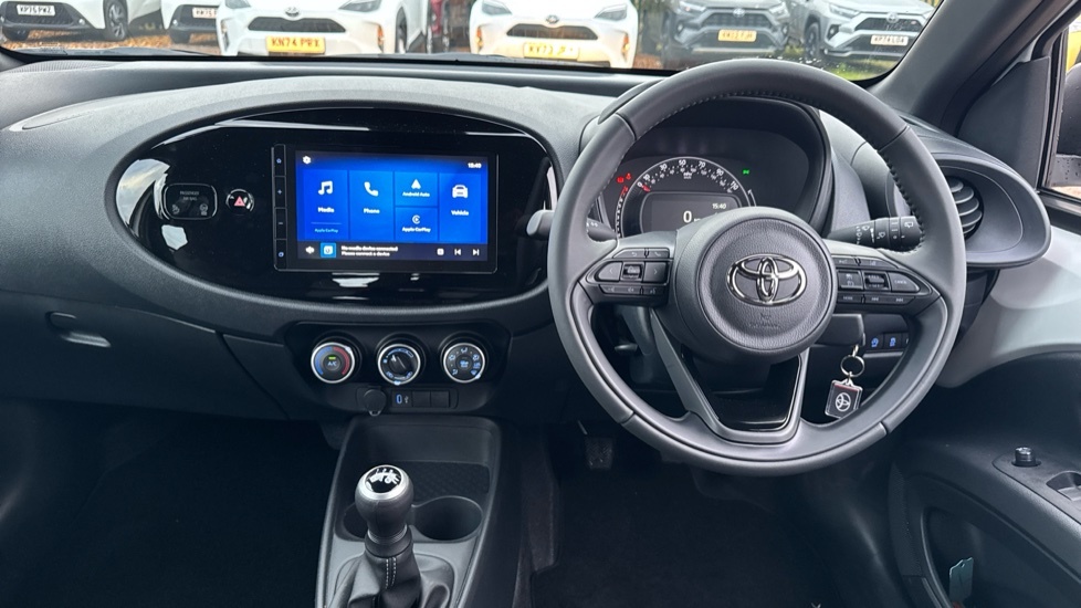 Toyota Aygo X 1.0 Vvt-i Pure Euro 6 Ss KP75CEX White #5