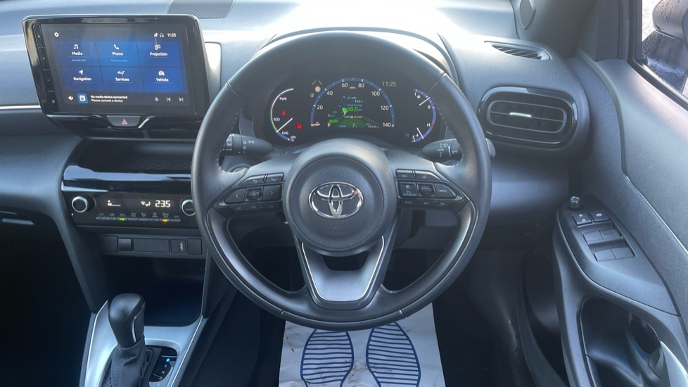 Toyota Yaris Cross 1.5 Vvt-h Design Suv Hybrid E-cvt Euro EJ73CXN White #6