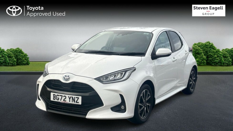 Toyota Yaris 1.5 Vvt-h Design E-cvt Euro 6 Ss BG72YNZ White #3